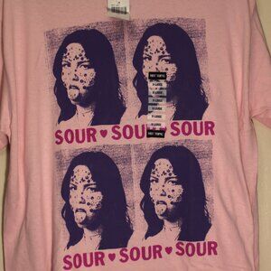 Olivia Rodrigo "Sour" T-shirt (Size XL)